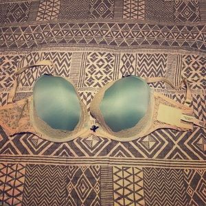 Victoria secret 36DDD BRA